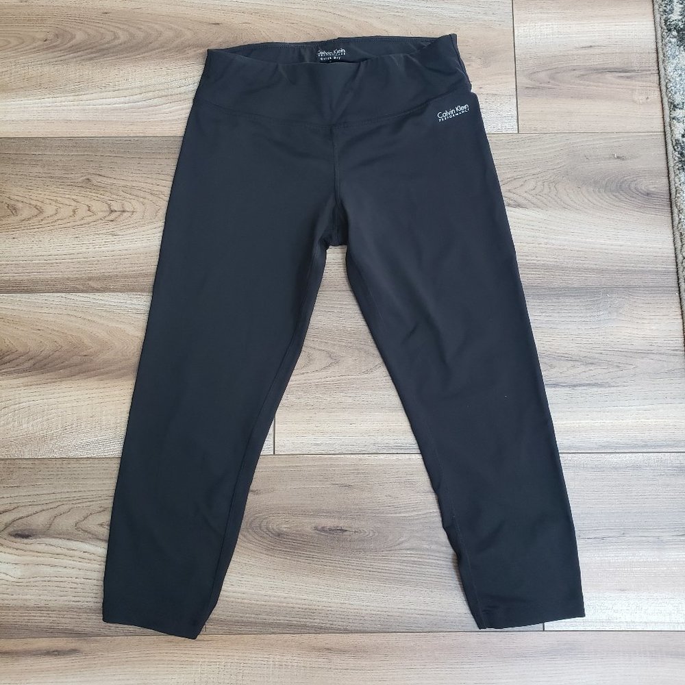 Calvin Klein Performance Capri Yoga Pants